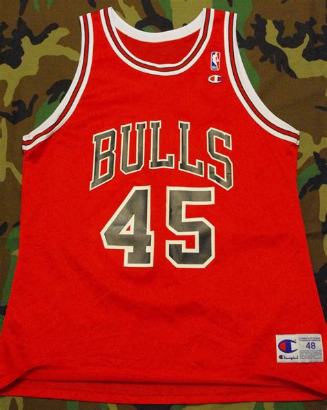 michael jordan bulls replica jersey
